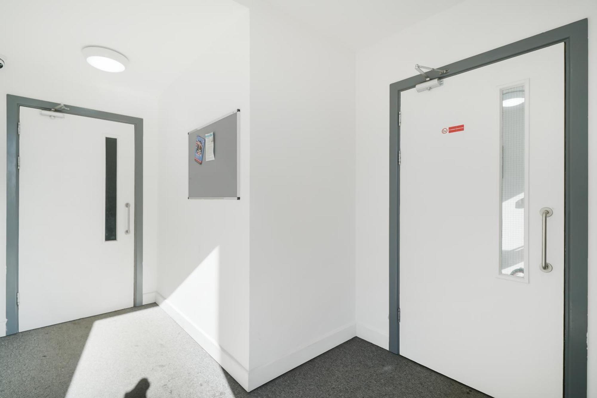 One And Two Bed Apartments Slough Near Heathrow Colnbrook Zewnętrze zdjęcie