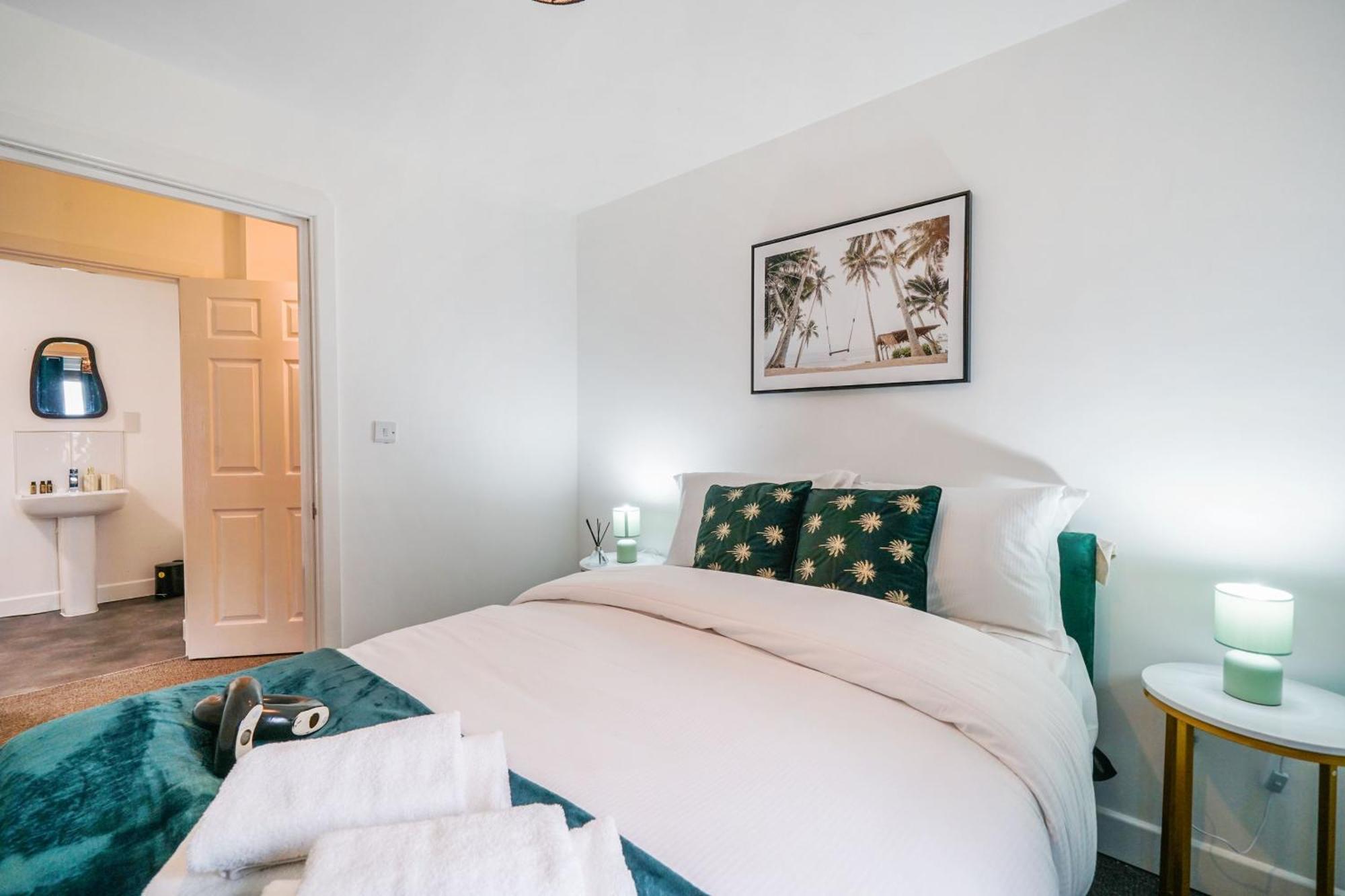 One And Two Bed Apartments Slough Near Heathrow Colnbrook Zewnętrze zdjęcie