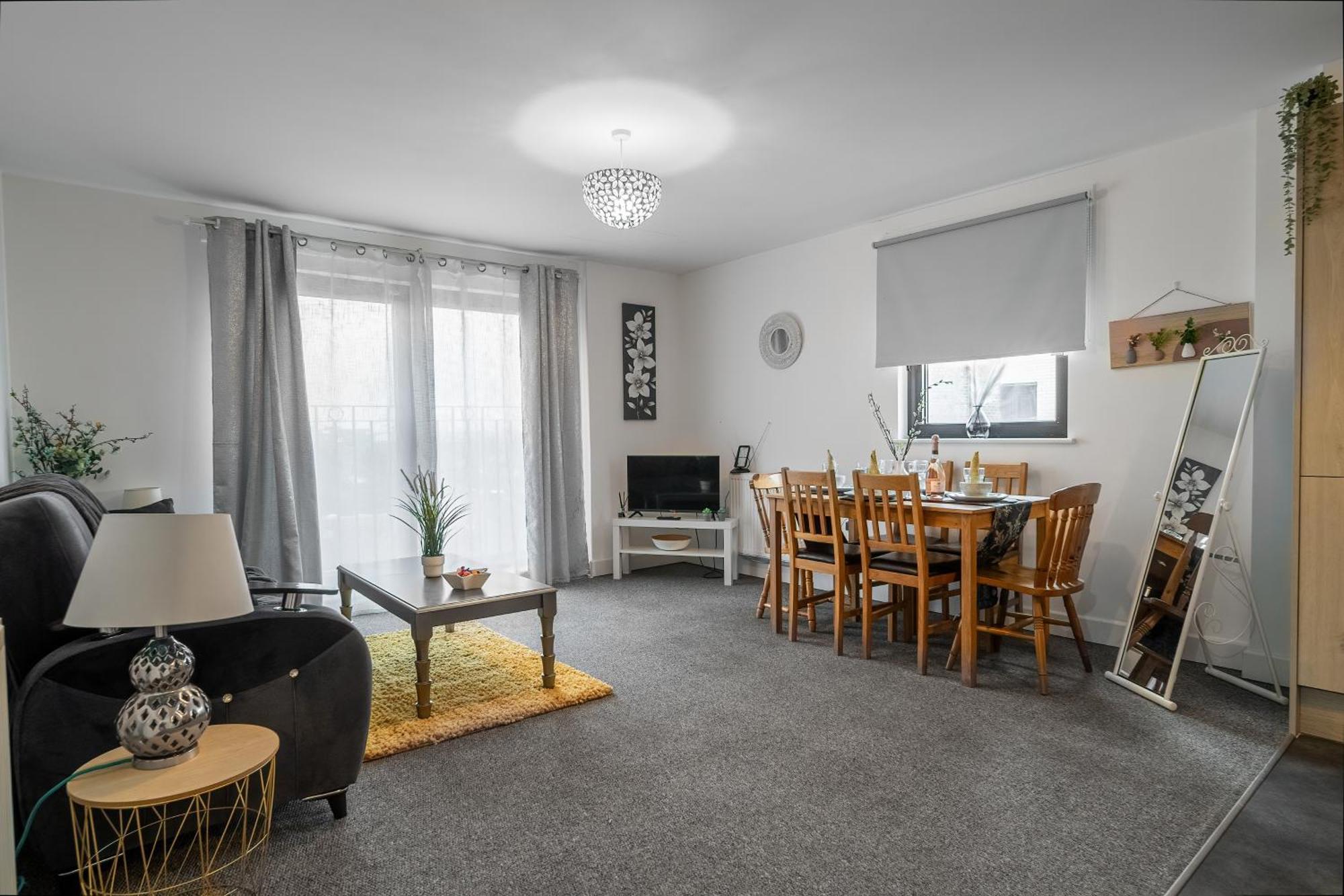 One And Two Bed Apartments Slough Near Heathrow Colnbrook Zewnętrze zdjęcie