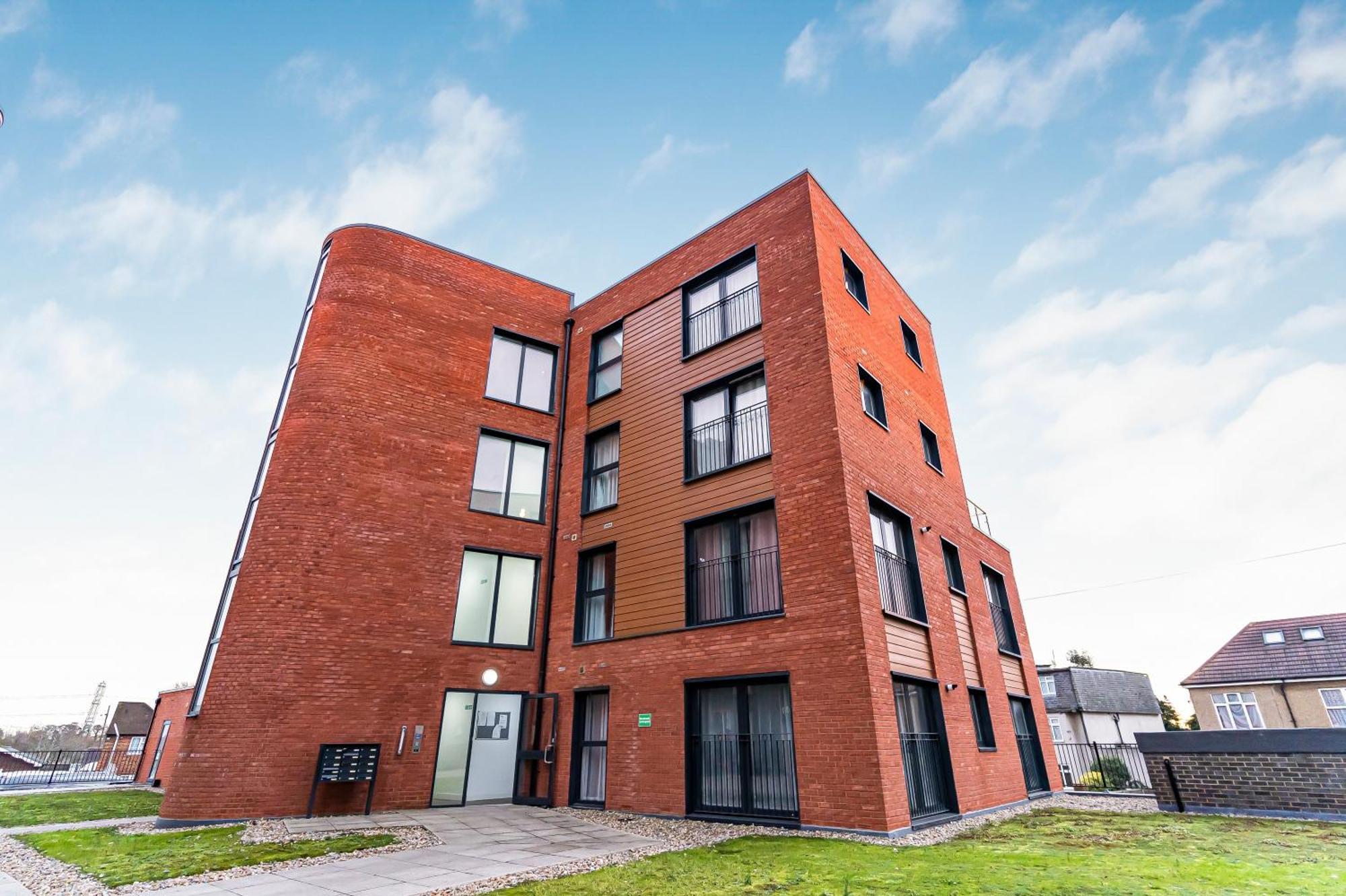 One And Two Bed Apartments Slough Near Heathrow Colnbrook Zewnętrze zdjęcie