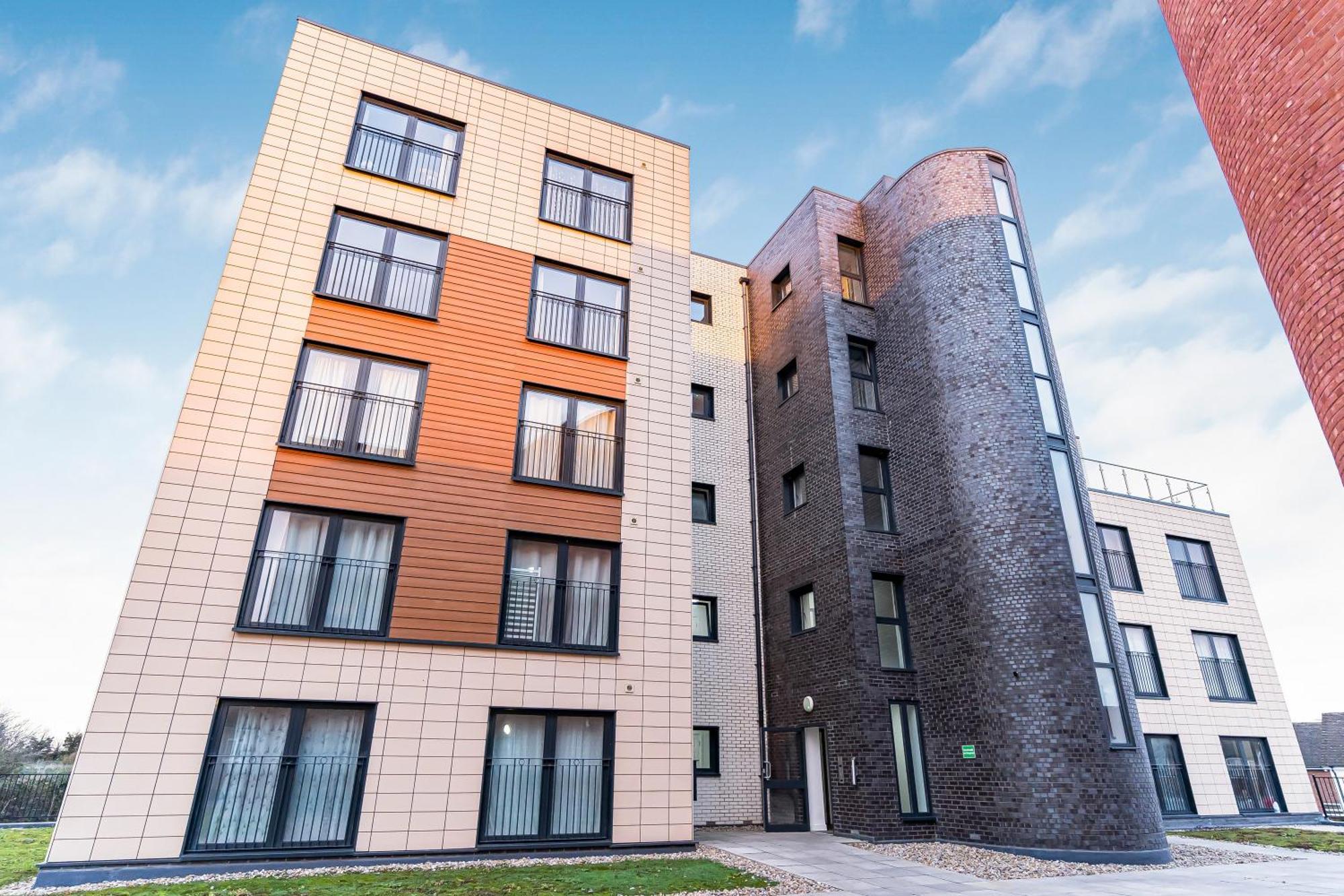 One And Two Bed Apartments Slough Near Heathrow Colnbrook Zewnętrze zdjęcie